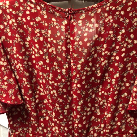 Shein Floral Flutter Sleeve ruffle dress size medium lined zip back - Picture 2 of 5